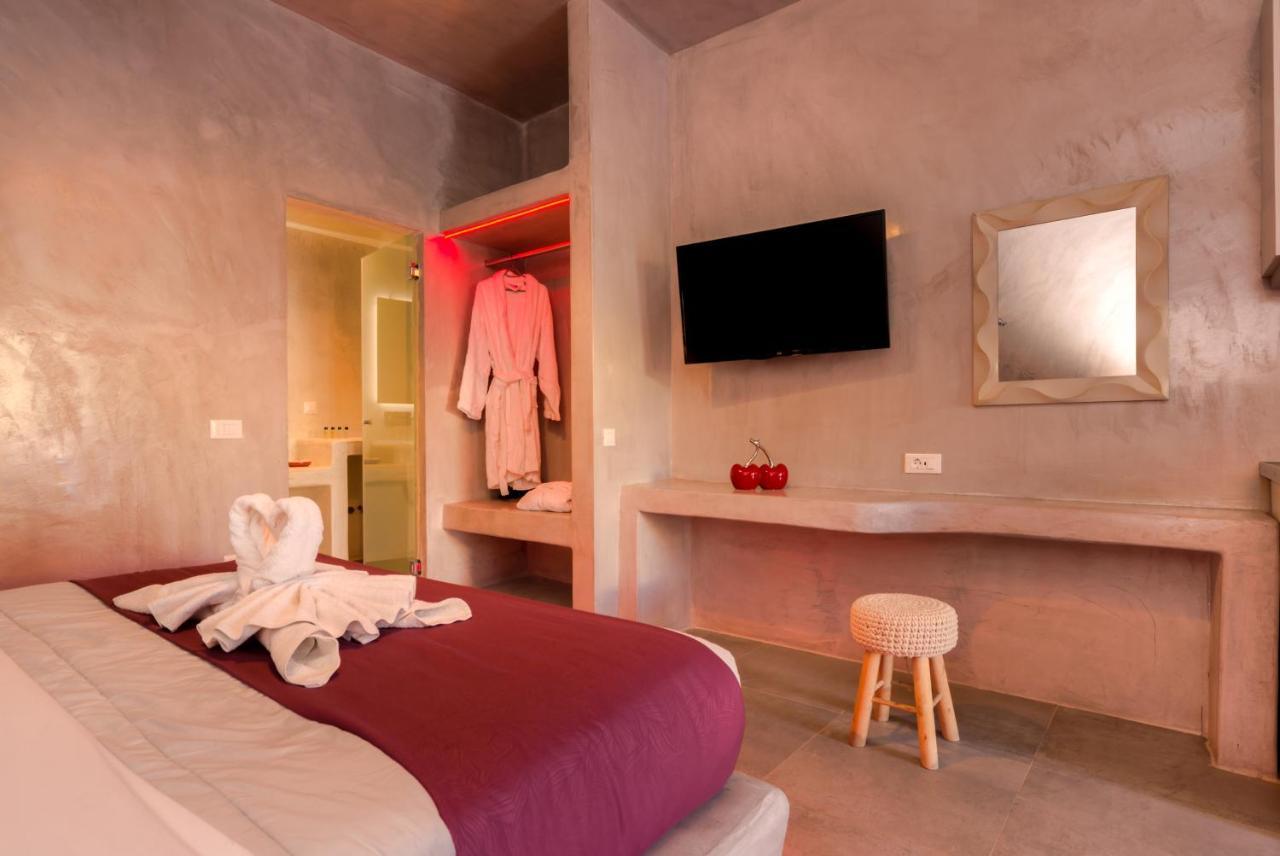 The Muses Of Santorini Private Jacuzzi Suites Vóthon Extérieur photo