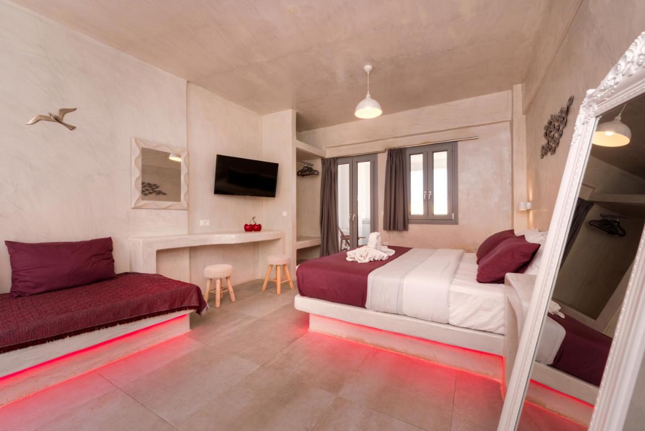 The Muses Of Santorini Private Jacuzzi Suites Vóthon Extérieur photo