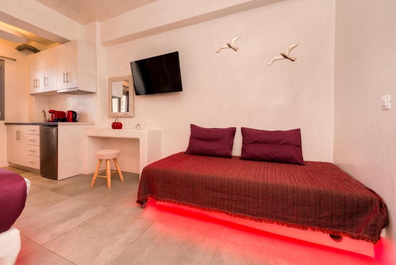 The Muses Of Santorini Private Jacuzzi Suites Vóthon Extérieur photo
